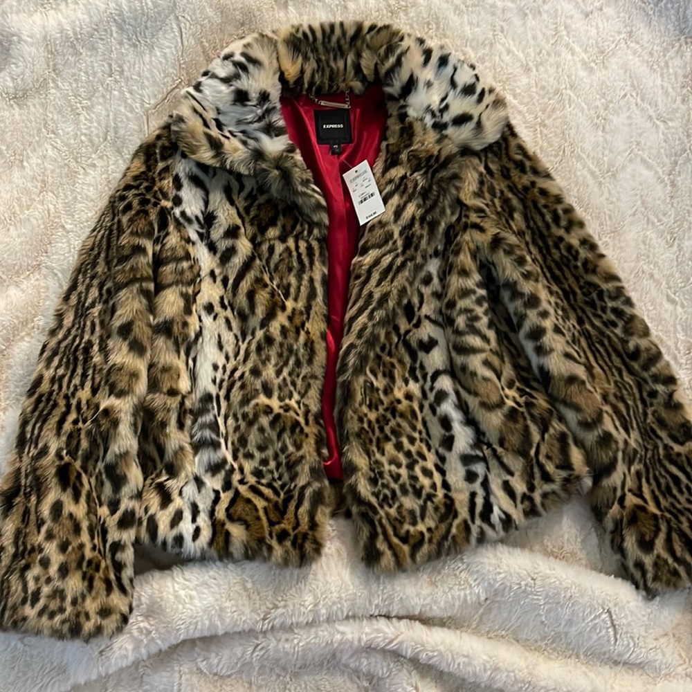 NWT Express faux leopard fur coat